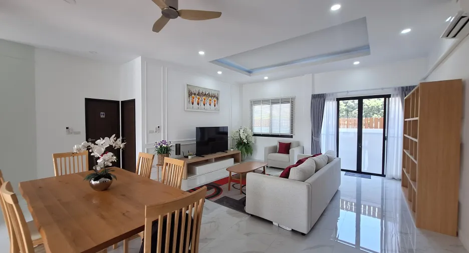 For sale 3 ベッドルーム villa in Hua Hin, Prachuap Khiri Khan