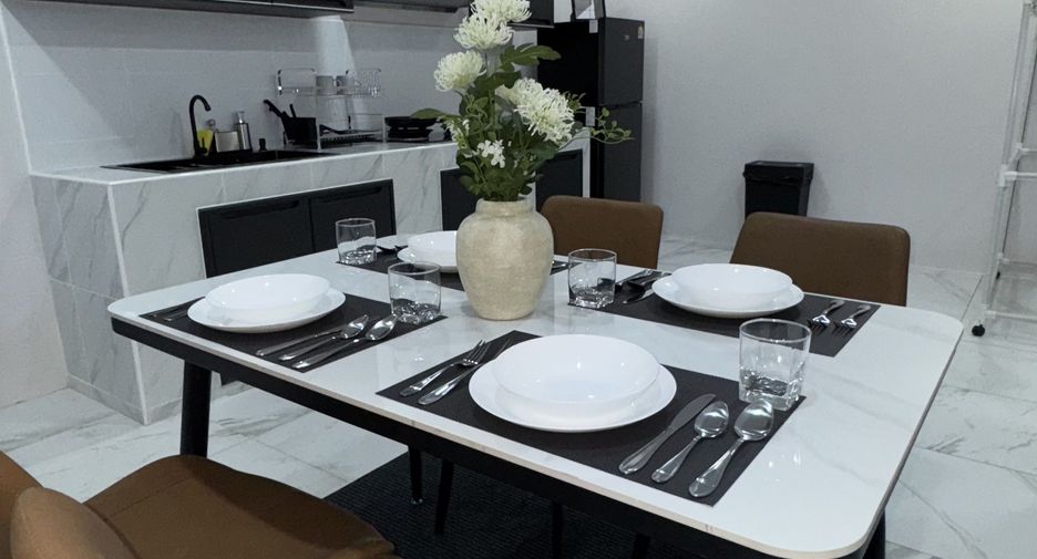 For rent 2 bedrooms townhouse in Thalang, Phuket