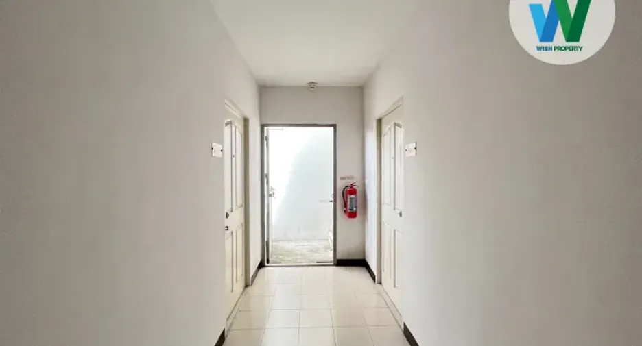For sale 1 bed condo in Lam Luk Ka, Pathum Thani