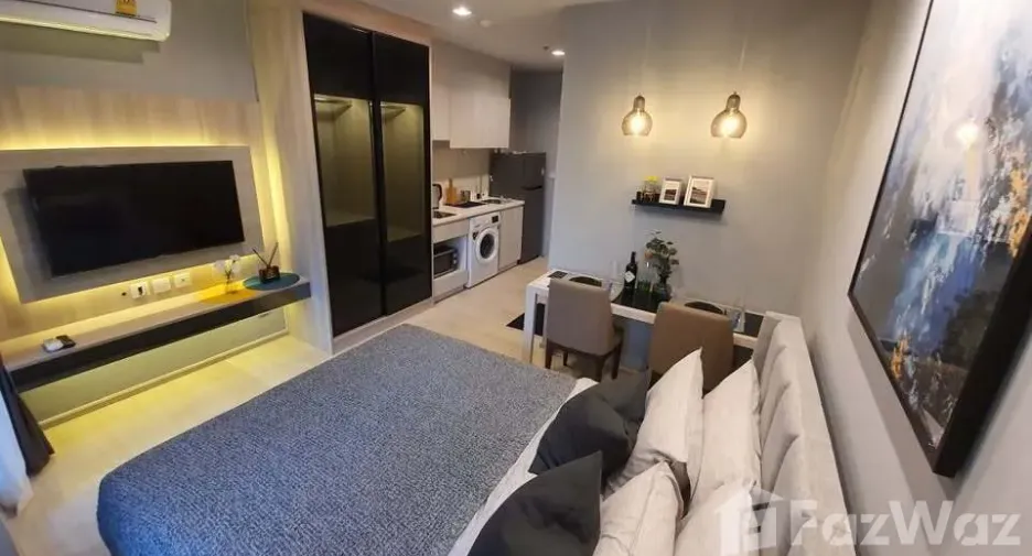 For rent studio condo in Pathum Wan, Bangkok