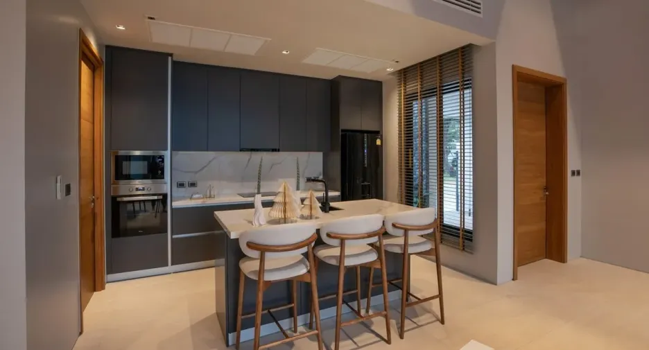 For rent 4 bedrooms villa in Thalang, Phuket