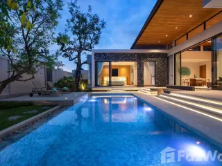 For rent 4 bedrooms villa in Thalang, Phuket