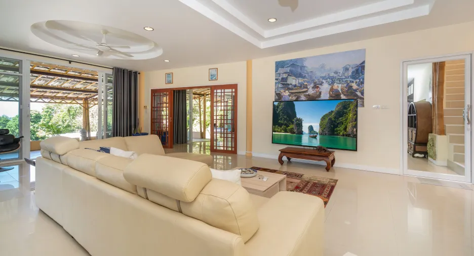 Villa en alquiler de 3 habitaciones en Mueang Phuket, Phuket