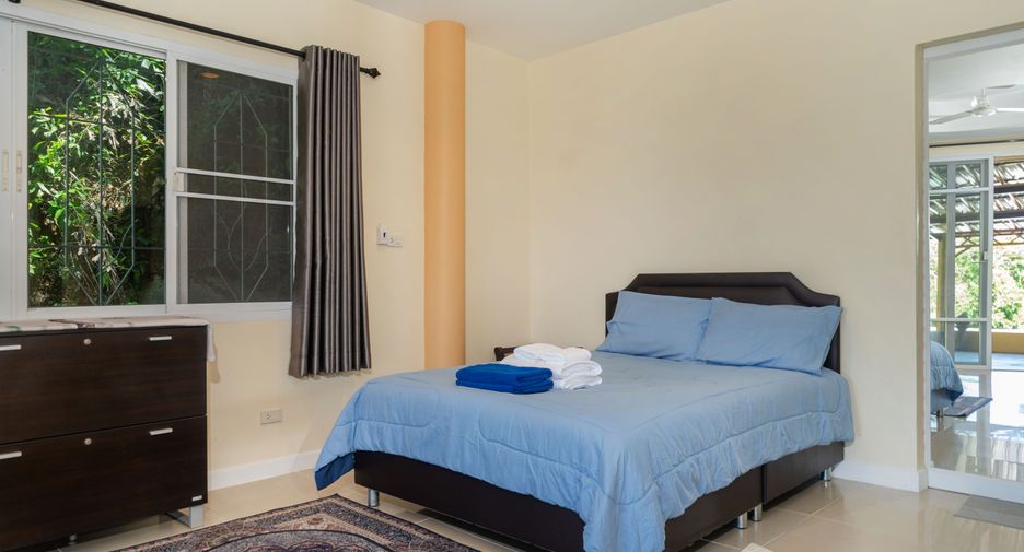 Villa en alquiler de 3 habitaciones en Mueang Phuket, Phuket