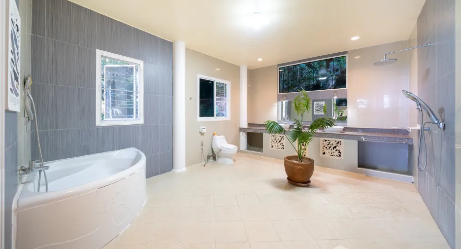 Villa en alquiler de 3 habitaciones en Mueang Phuket, Phuket