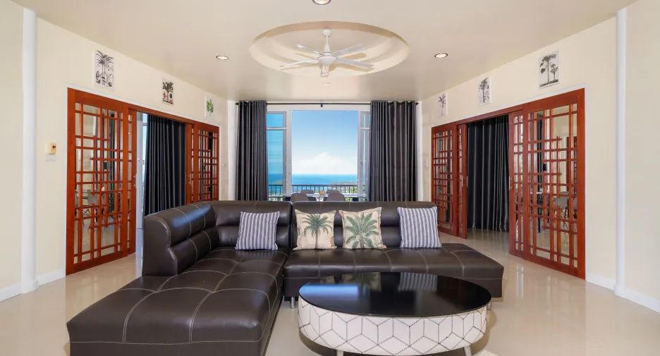 Villa en alquiler de 3 habitaciones en Mueang Phuket, Phuket
