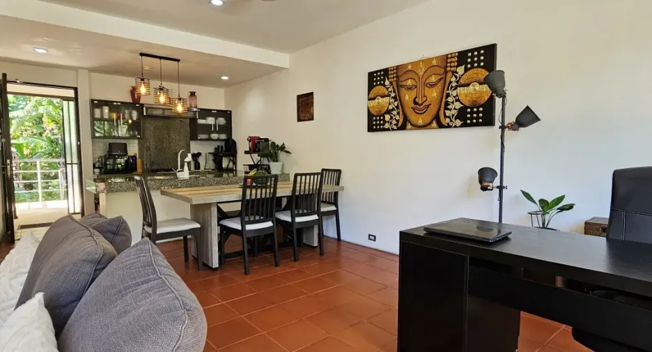 For sale 3 bedrooms condo in Kathu, Phuket