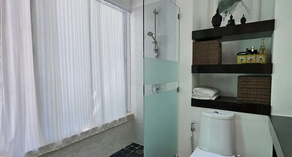 For sale 3 bedrooms condo in Kathu, Phuket