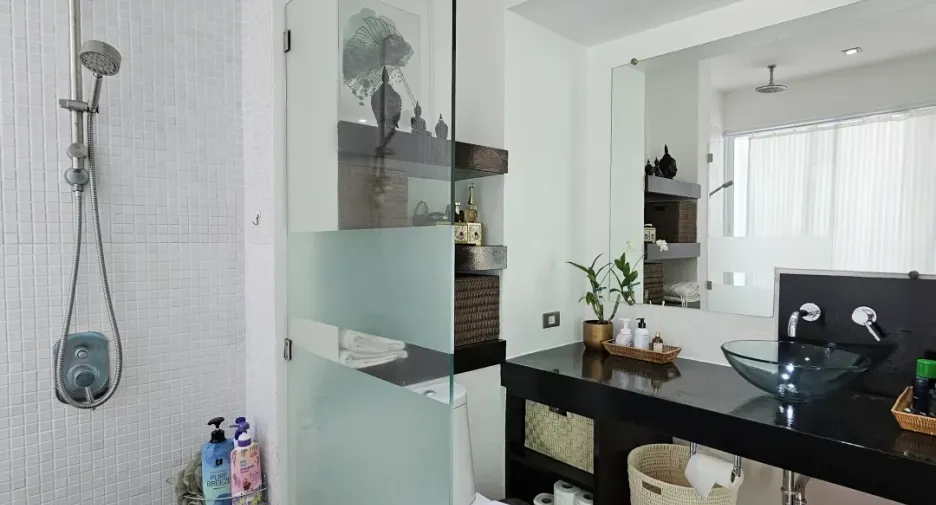 For sale 3 bedrooms condo in Kathu, Phuket