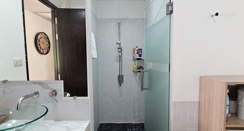 For sale 3 bedrooms condo in Kathu, Phuket