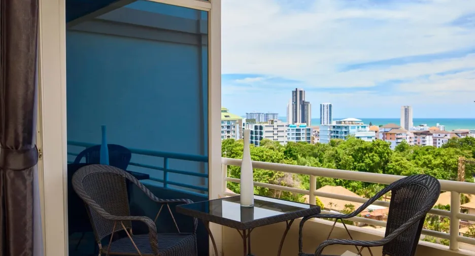 For sale 3 bedrooms apartment in Bang Lamung, Chonburi