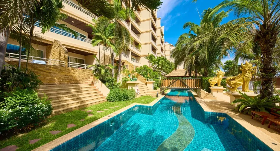 For sale 3 bedrooms apartment in Bang Lamung, Chonburi