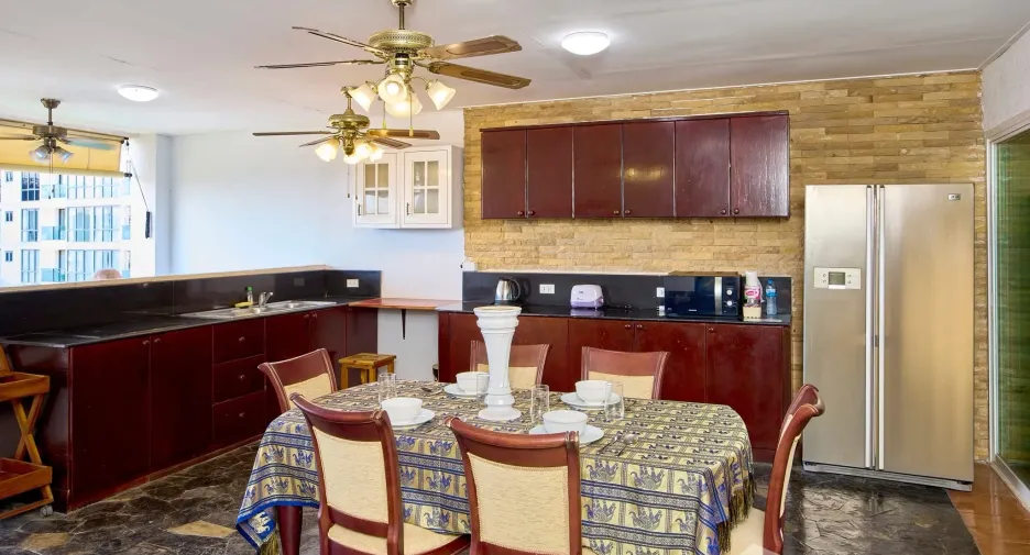 For sale 3 bedrooms apartment in Bang Lamung, Chonburi