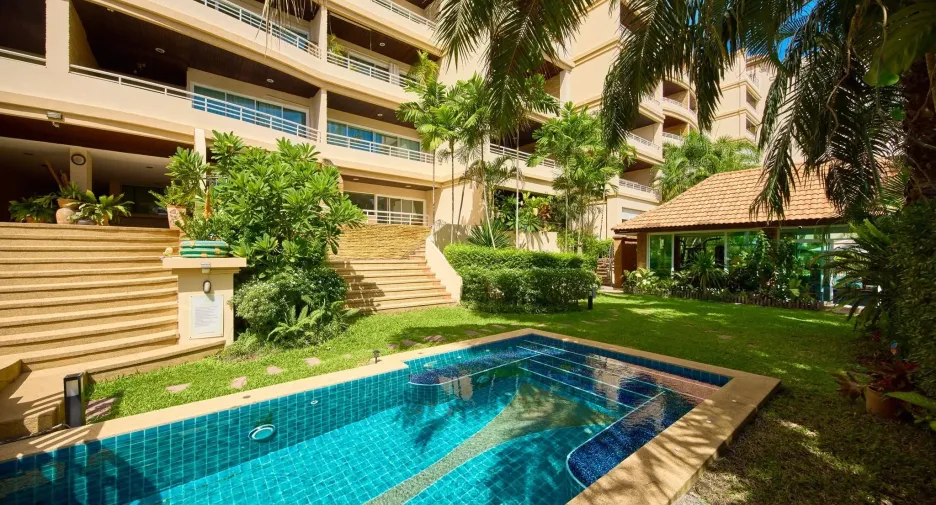 For sale 3 bedrooms apartment in Bang Lamung, Chonburi