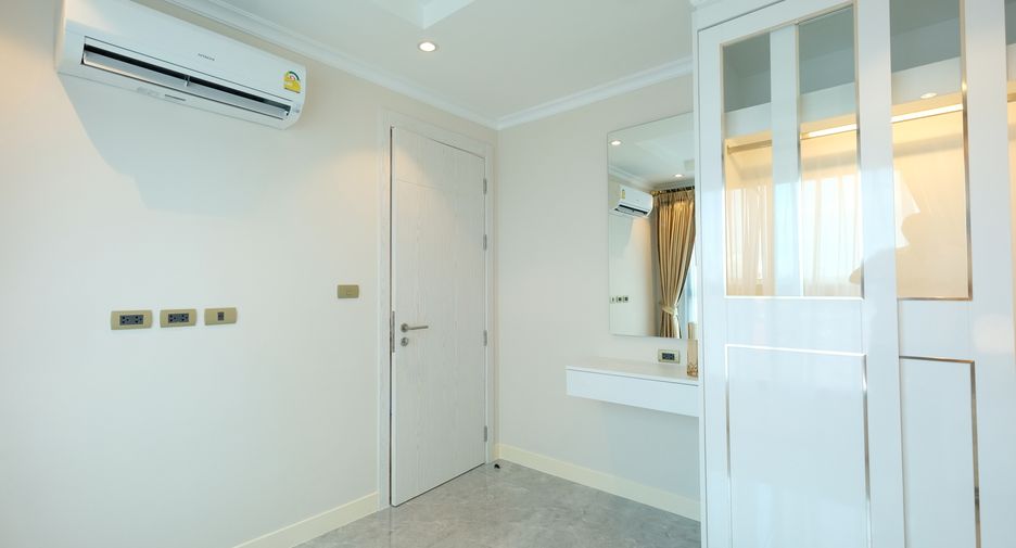 For sale 2 bedrooms condo in Bang Lamung, Chonburi