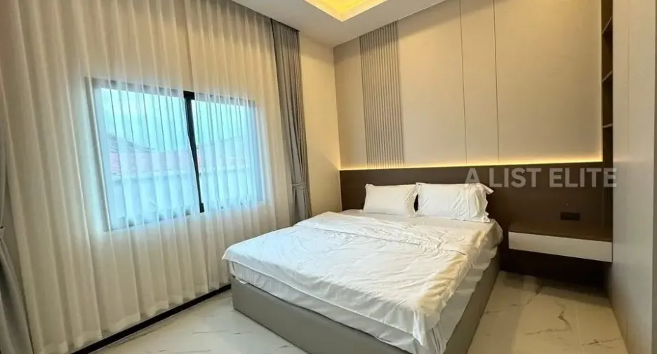 For rent 5 bedrooms house in Bang Lamung, Chonburi