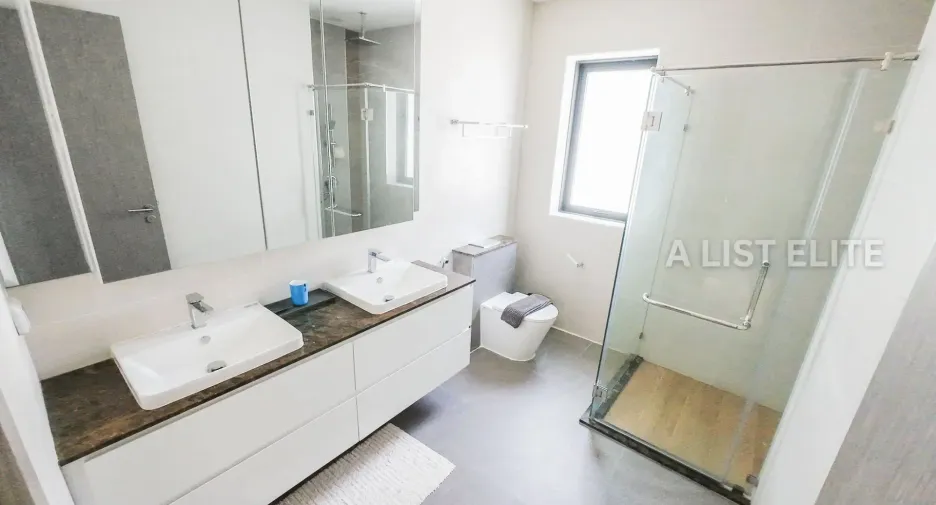 For rent 4 bedrooms house in Bang Lamung, Chonburi