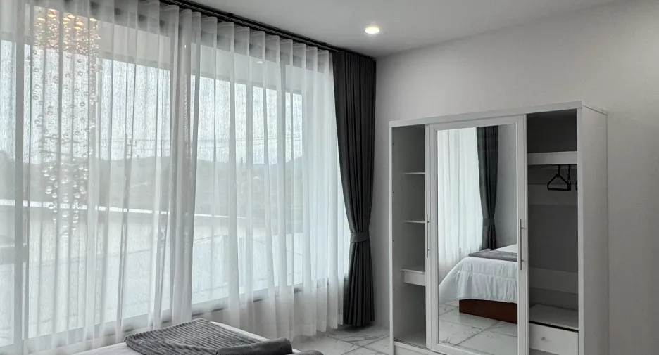 For rent 3 bedrooms townhouse in Thalang, Phuket