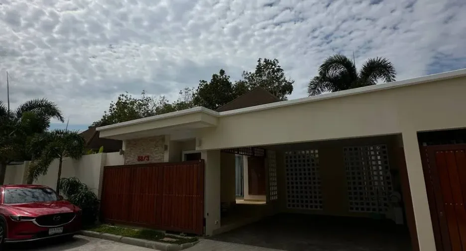 For sale and for rent 3 bedrooms villa in Thalang, Phuket