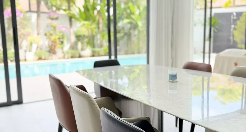 For rent 5 bedrooms villa in Mueang Phuket, Phuket