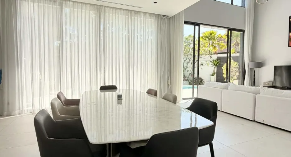 For rent 5 bedrooms villa in Mueang Phuket, Phuket