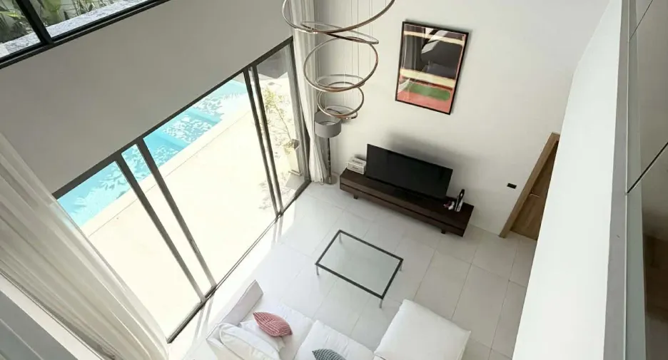 For rent 5 bedrooms villa in Mueang Phuket, Phuket
