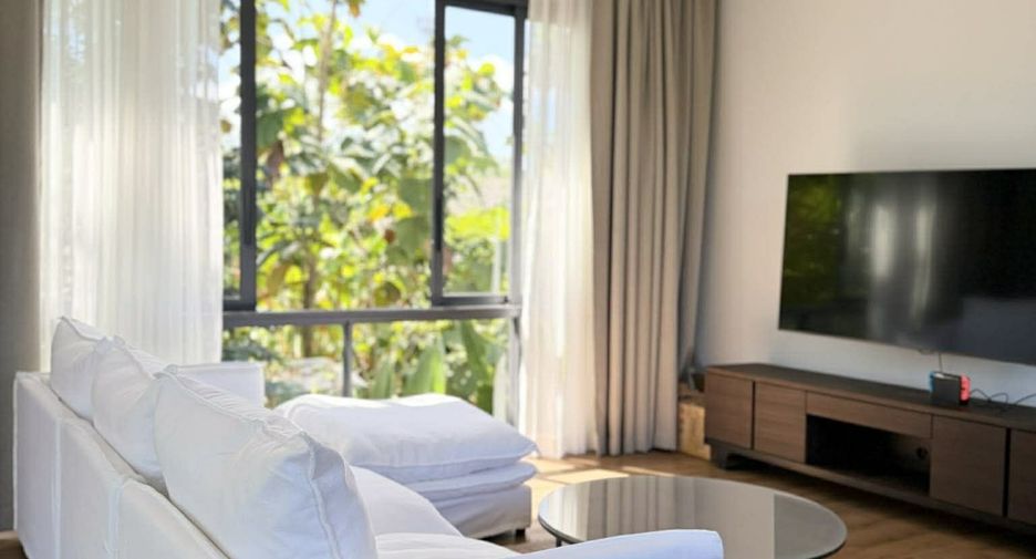 For rent 5 bedrooms villa in Mueang Phuket, Phuket