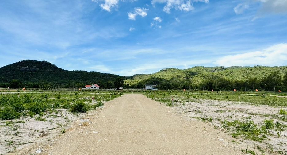 出售 土地 在 Cha-Am, Phetchaburi