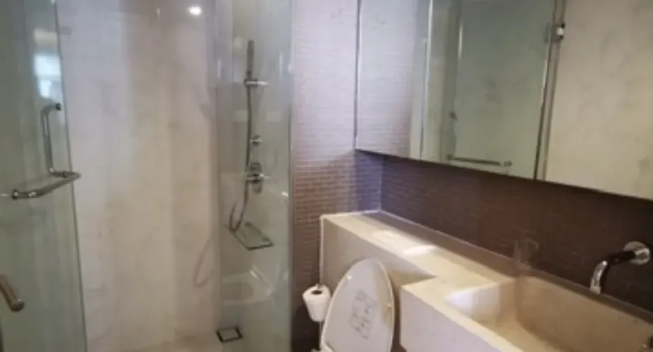 For sale and for rent studio condo in Watthana, Bangkok