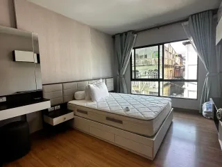 Condo en alquiler de 1 habitaciones en Bang Na, Bangkok