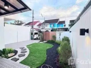 For sale 3 ベッドルーム townhouse in Thalang, Phuket