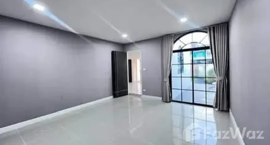 For sale 3 ベッドルーム townhouse in Thalang, Phuket