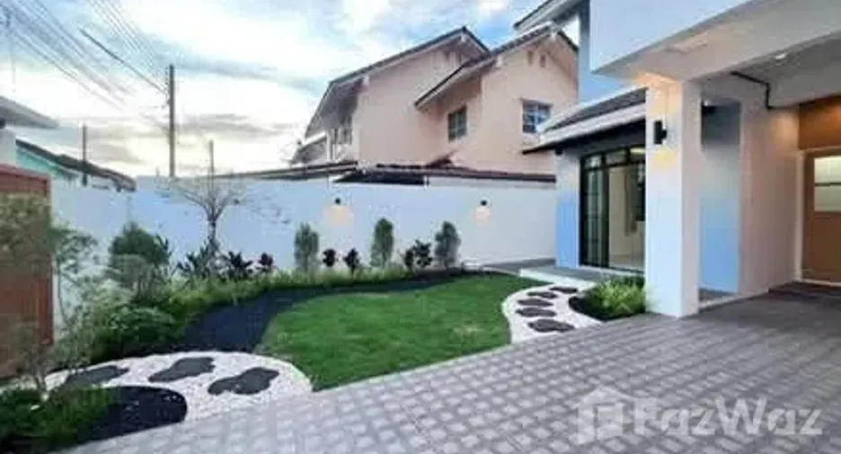 For sale 3 ベッドルーム townhouse in Thalang, Phuket