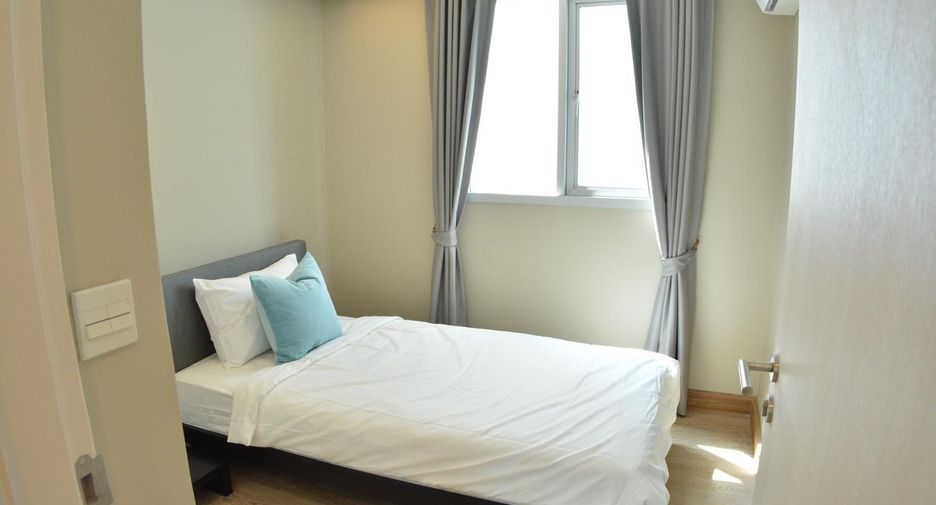 For sale 2 bedrooms condo in Watthana, Bangkok