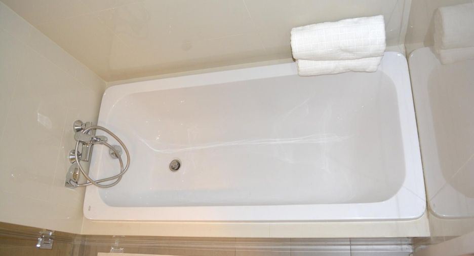 For sale 2 bedrooms condo in Watthana, Bangkok