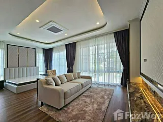 For sale 5 bedrooms villa in Hang Dong, Chiang Mai