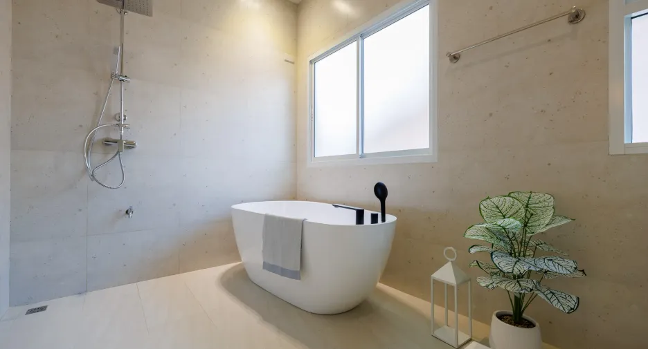 For sale and for rent 4 bedrooms house in San Sai, Chiang Mai