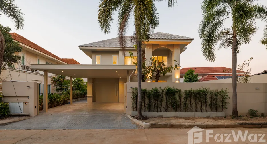 For sale and for rent 4 bedrooms house in San Sai, Chiang Mai