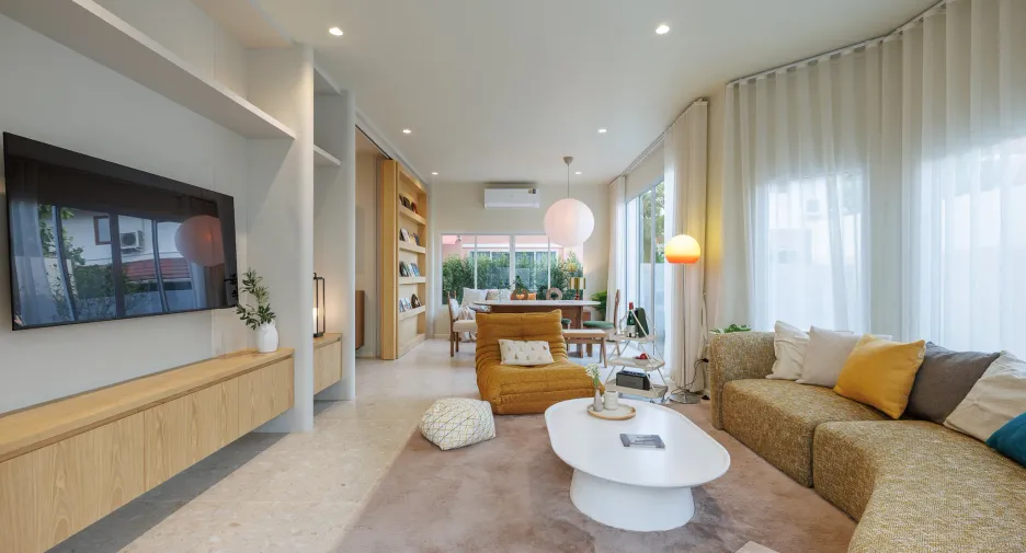 For sale and for rent 4 bedrooms house in San Sai, Chiang Mai