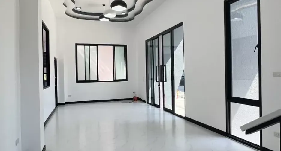 出售 仓库 在 Lam Luk Ka, Pathum Thani