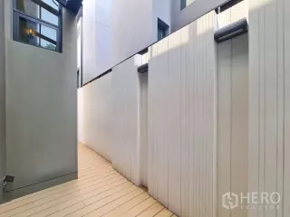 For rent そして for sale 3 ベッドルーム house in Phra Khanong, Bangkok