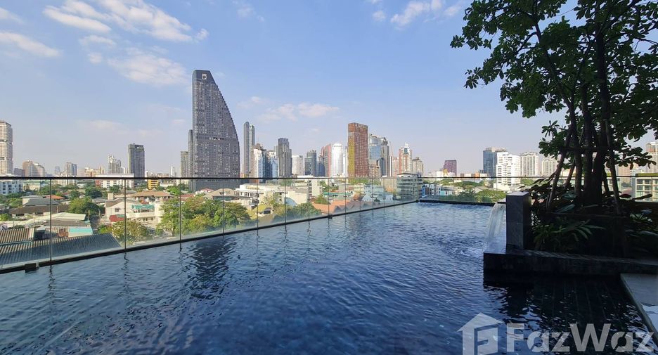 For rent 1 bed condo in Khlong Toei, Bangkok