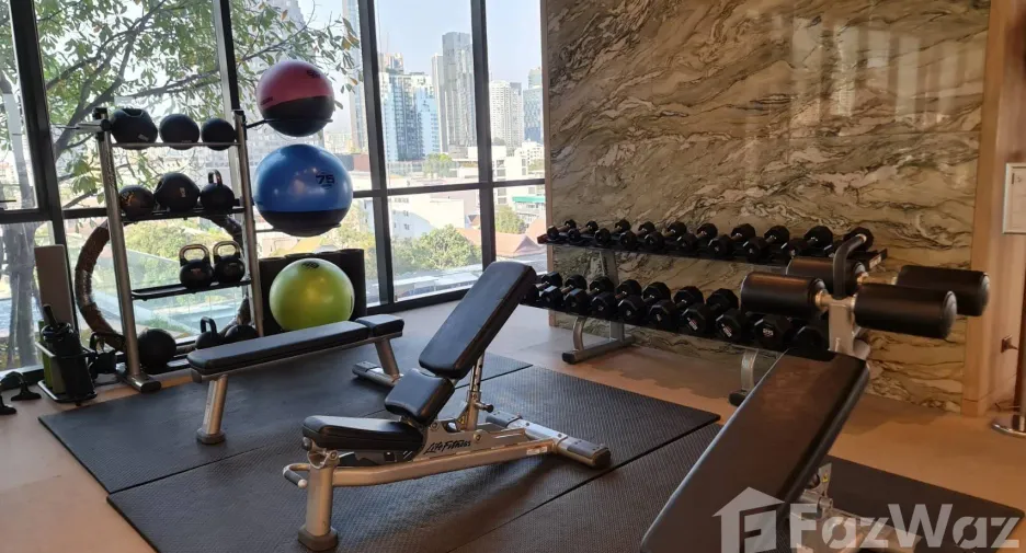 For rent 1 bed condo in Khlong Toei, Bangkok
