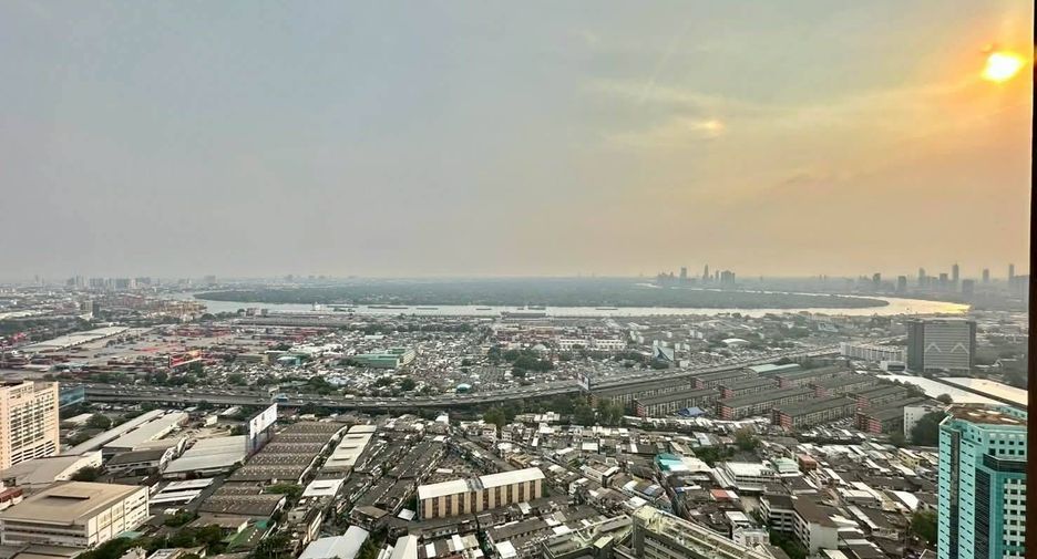 For rent 1 bed condo in Khlong Toei, Bangkok