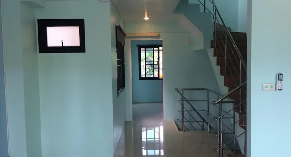 For rent office in Phra Khanong, Bangkok