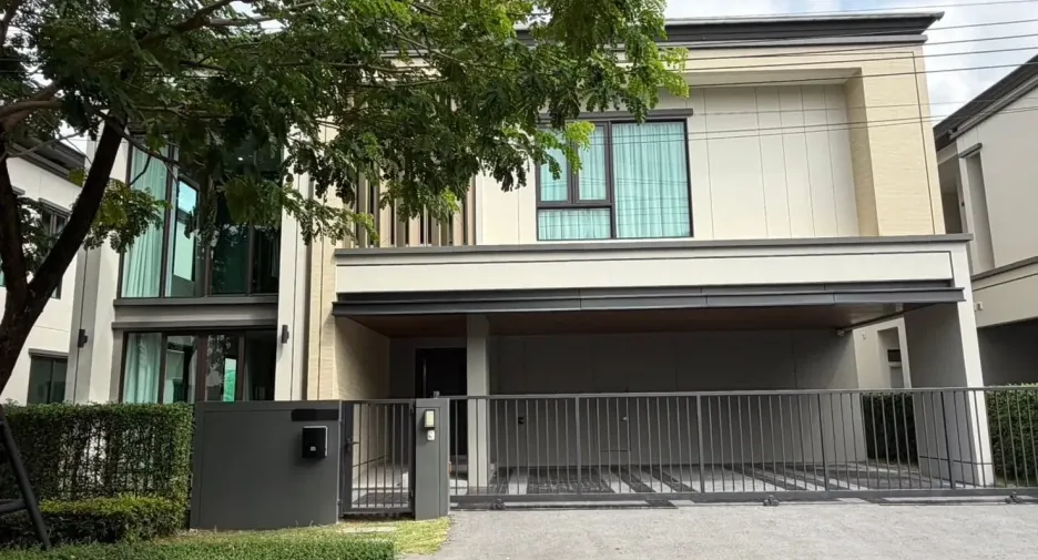 For rent 4 bedrooms house in Bang Phli, Samut Prakan