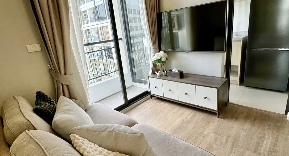 For sale and for rent 2 bedrooms condo in Bang Na, Bangkok