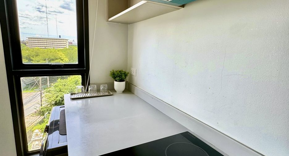 For sale and for rent 2 bedrooms condo in Bang Na, Bangkok