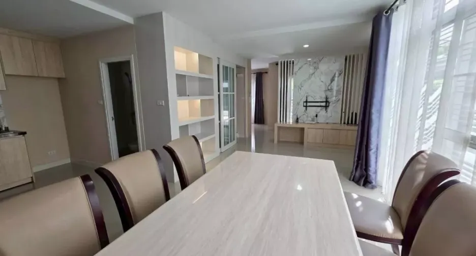 For rent and for sale 3 bedrooms house in Bang Phli, Samut Prakan