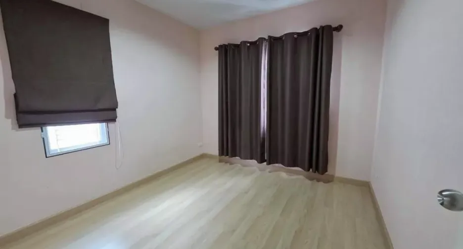 For rent and for sale 3 bedrooms house in Bang Phli, Samut Prakan